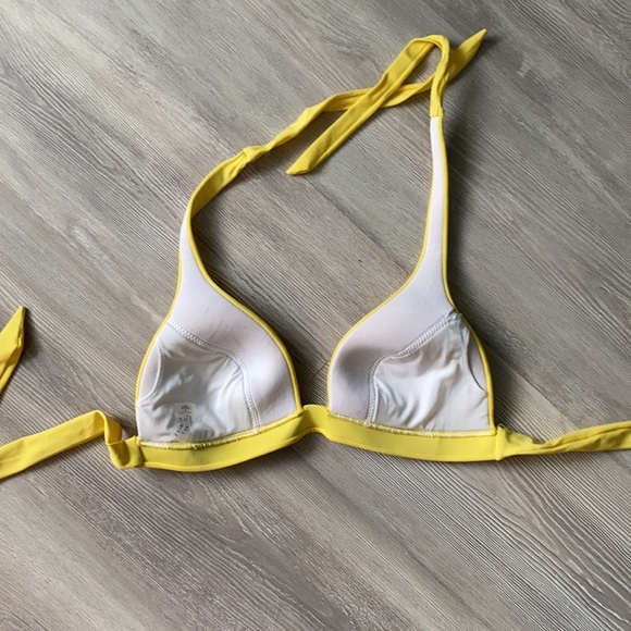 Victoria’s Secret yellow plunge halter Bikini Top Size Medium - Picture 3 of 3